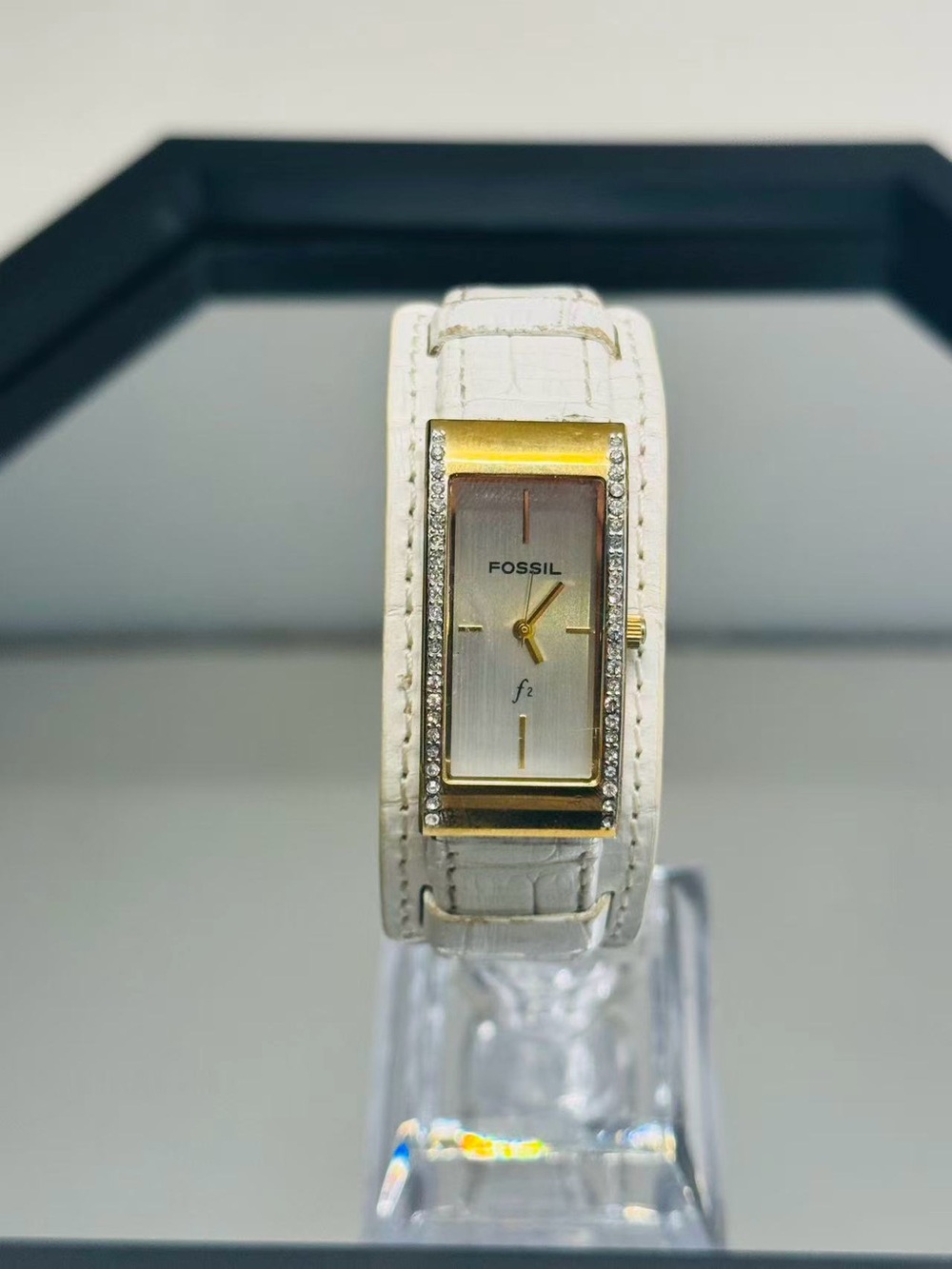 Fossil F2 Crystal Accent Women Watch White Leather Strap 18mm New Battery Runs